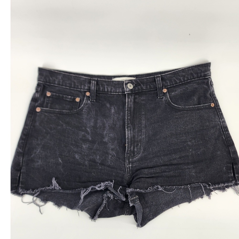 Abercrombie & Fitch The Mom Short High Rise Black Distressed Denim Cut Off 31 12
